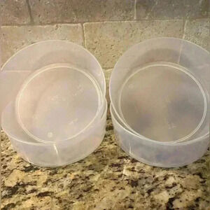 Tupperware Bowls Set of 4